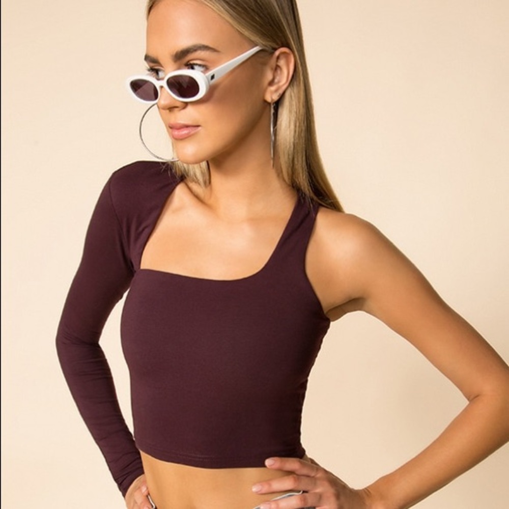 SUPERDOWN ONE SHOULDER TOP ‼️ SOLD OUT ‼️